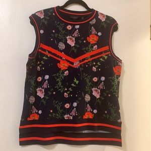 Ted Baker top. Ted Baker sz 3.